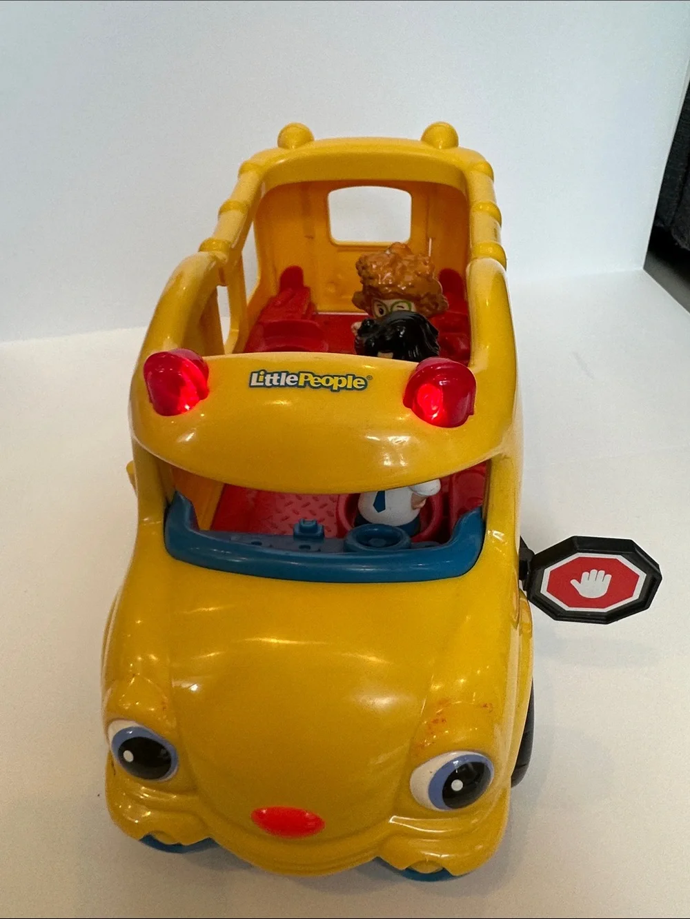 Fisher-Price LittlePeople Talking School Bus Toy with Red Lights and Blue Trim